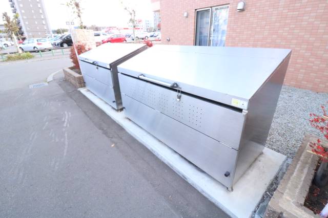 その他共有部分　専用ごみ捨て場♪