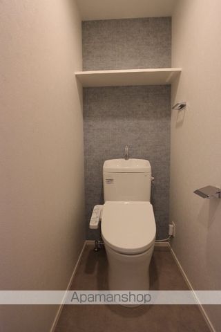 山陽新幹線 博多駅 徒歩13分 14階建 築4年のトイレ写真