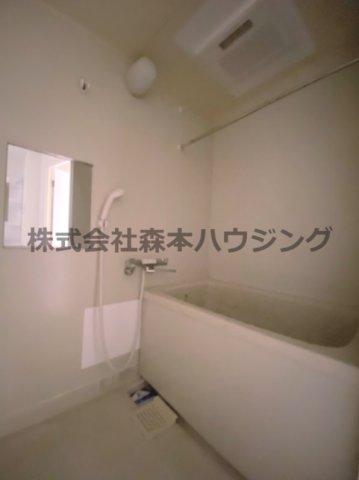 カルチェ・ダムールC棟の風呂写真