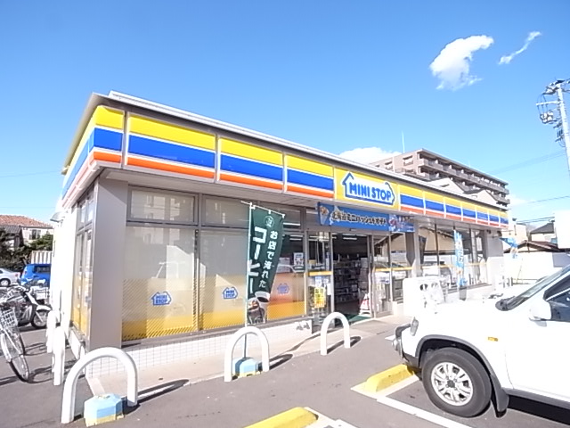 コンビニ　ミニストップ前原西４丁目店（コンビニ）まで400m