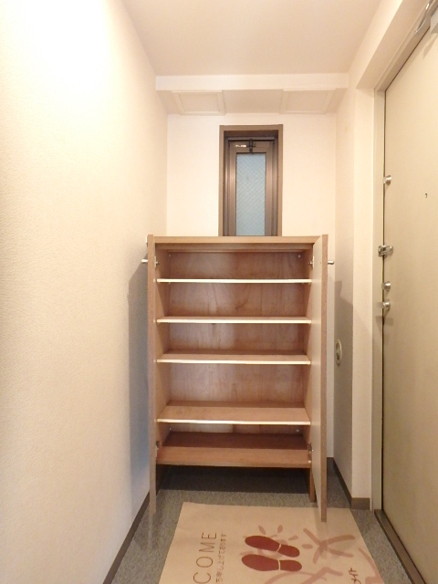 玄関　下駄箱付いてます♪※別室参考写真
