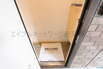 玄関　参考写真
