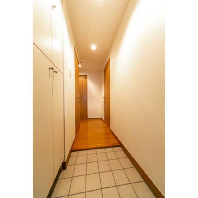 玄関　※写真は同タイプ住戸です。
