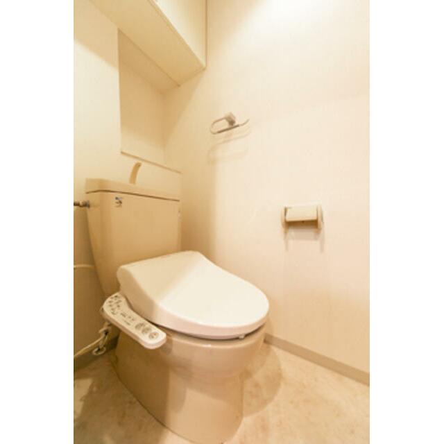 トイレ　※写真は同タイプ住戸です。