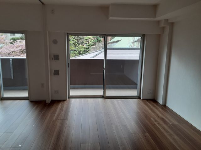 パレステージ茅ヶ崎IIの居間写真