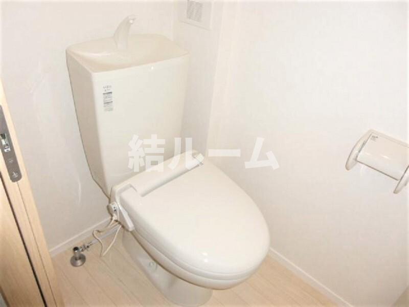 都営大江戸線 豊島園駅 徒歩4分 3階建 築13年のトイレ写真
