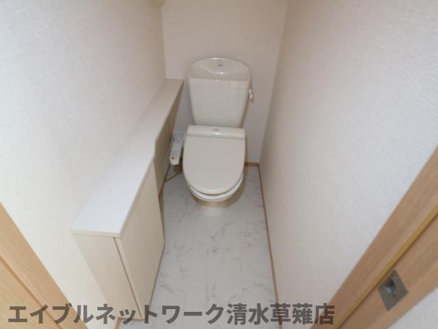 トイレ　トイレもきれいです