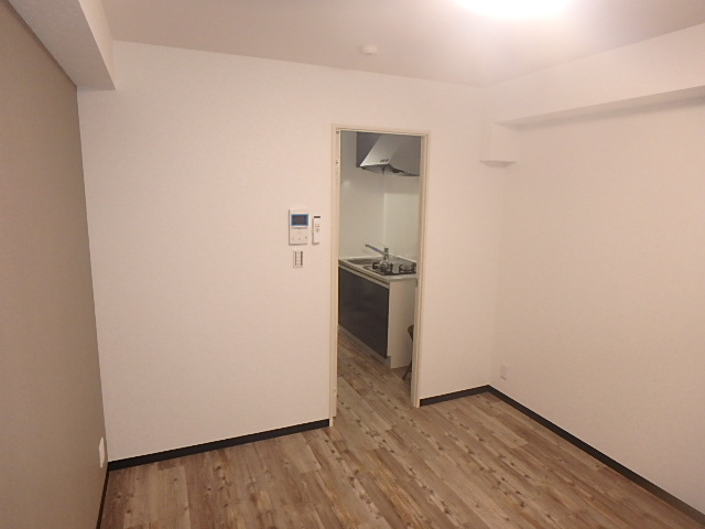その他部屋・スペース　お部屋によりクローゼットの位置が異なります。