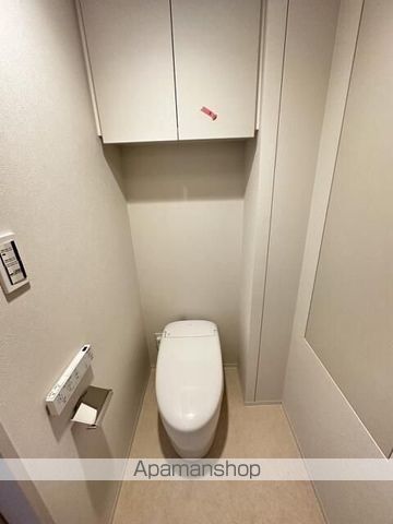 東京メトロ千代田線 西日暮里駅 徒歩2分 15階建 築3年のトイレ写真