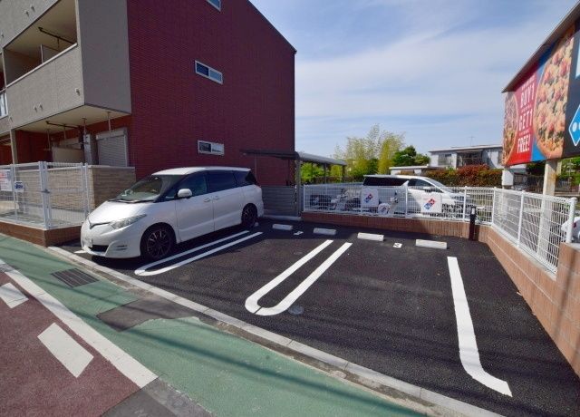 駐車場　★★敷地内駐車場完備★★