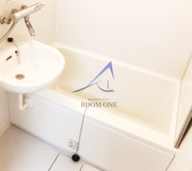 バス・シャワールーム　お風呂です。