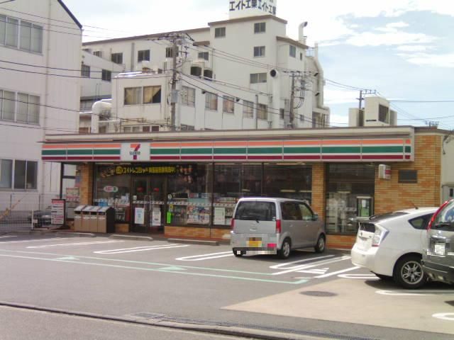 コンビニ　セブンイレブン横浜綱島東6丁目店（コンビニ）まで995m