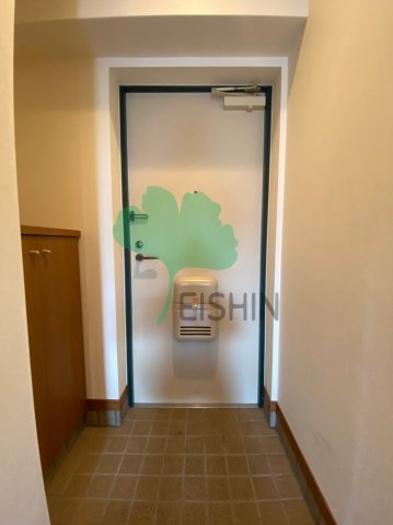 玄関　下駄箱もしっかりついてます！