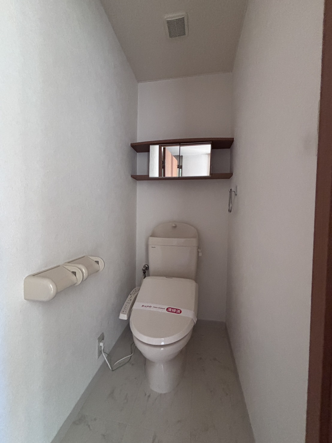 ＪＲ加古川線 滝駅 徒歩5分 2階建 築22年のトイレ写真