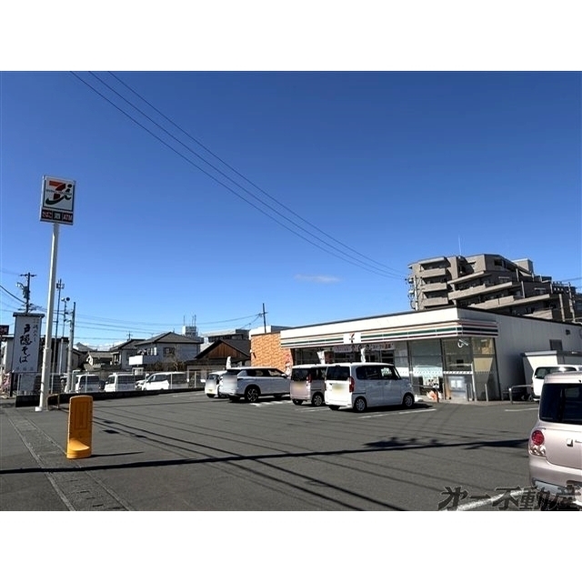 コンビニ　セブンイレブン静岡国吉田店（コンビニ）まで120m