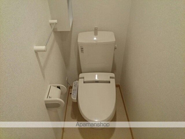 ＪＲ紀勢本線 和歌山市駅 徒歩18分 2階建 築14年のトイレ写真