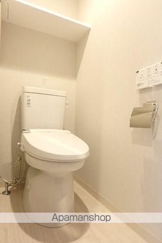 ＪＲ東海道本線 川崎駅 徒歩10分 15階建 築11年のトイレ写真