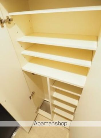 クロスレジデンス清澄白河の玄関写真