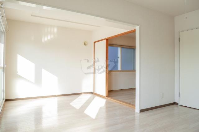 その他部屋・スペース　とにかく明るいお部屋です♪
