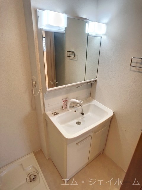 ＪＲ東海道本線 稲枝駅 徒歩72分 2階建 築4年の内装写真
