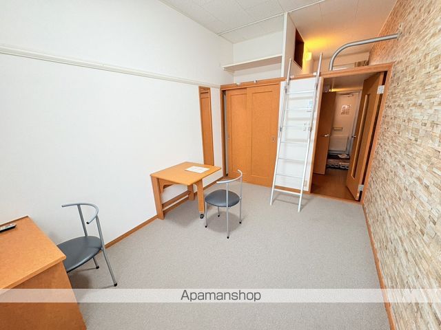 阪急宝塚線 豊中駅 徒歩13分 2階建 築23年の居間写真