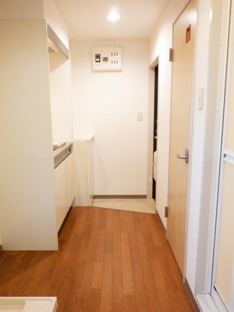 玄関　ゆったりとした玄関スペースです♪