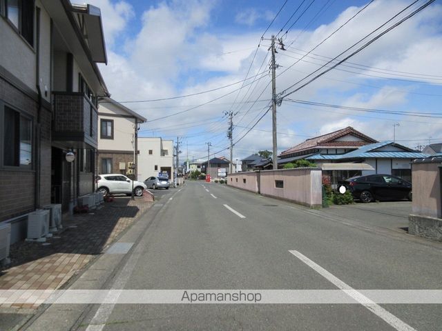 その他　周辺道路（その他）まで0m
