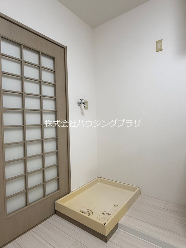 洗面設備　室内洗濯機置場