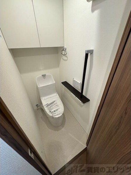 THE MUTUAL 江坂のトイレ写真