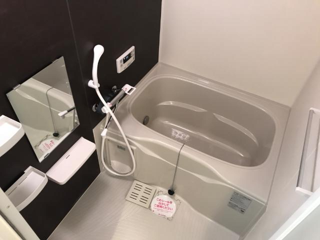 バス・シャワールーム　バス