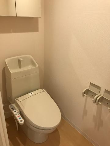 トイレ　シャワー付トイレ