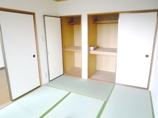 エントピア新秋津B棟の内装写真