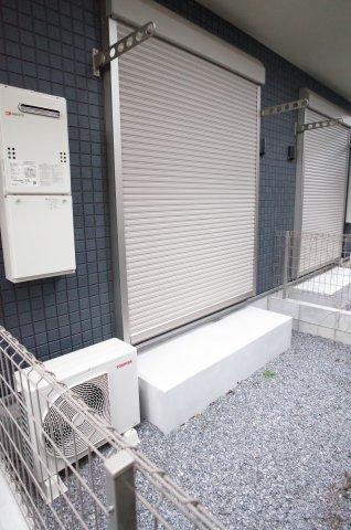 バルコニー　１階は専用庭タイプ。