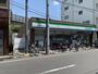 コンビニ　ファミリーマート 新今里四丁目店（コンビニ）まで394m