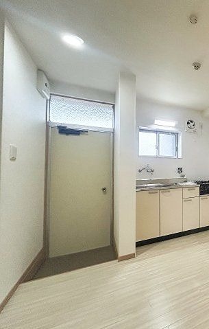マンション大島の玄関写真