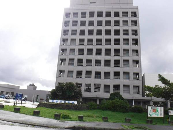 郵便局　琉球大学医学部附属病院（郵便局）まで386m