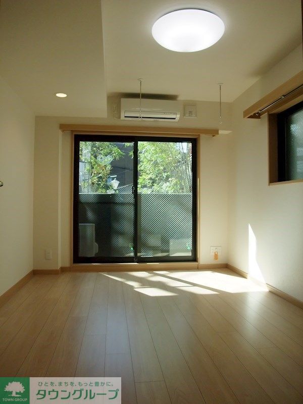 ルーブル荻窪伍番館の居間写真