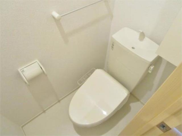 トイレ　参考写真になります。