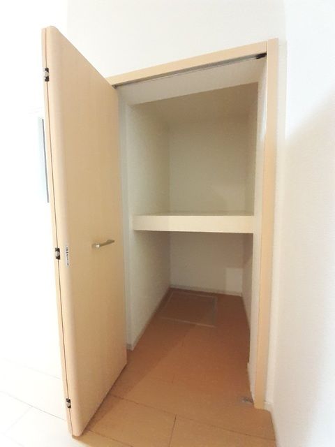 収納　たっぷりとした収納スペースです