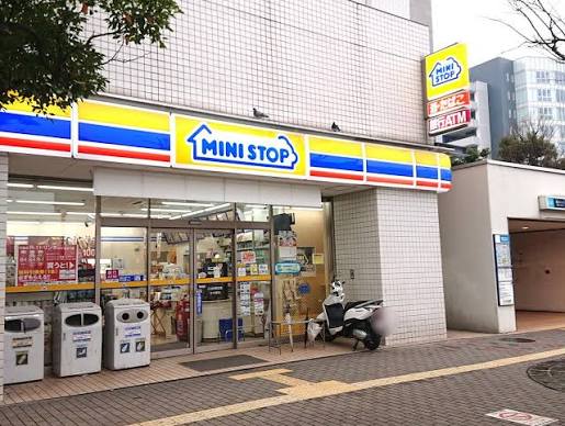コンビニ　ミニストップ 南砂町駅前店（コンビニ）まで180m