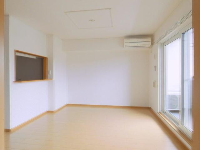 居室・リビング　図面と現状に相違がある場合には現状を優先