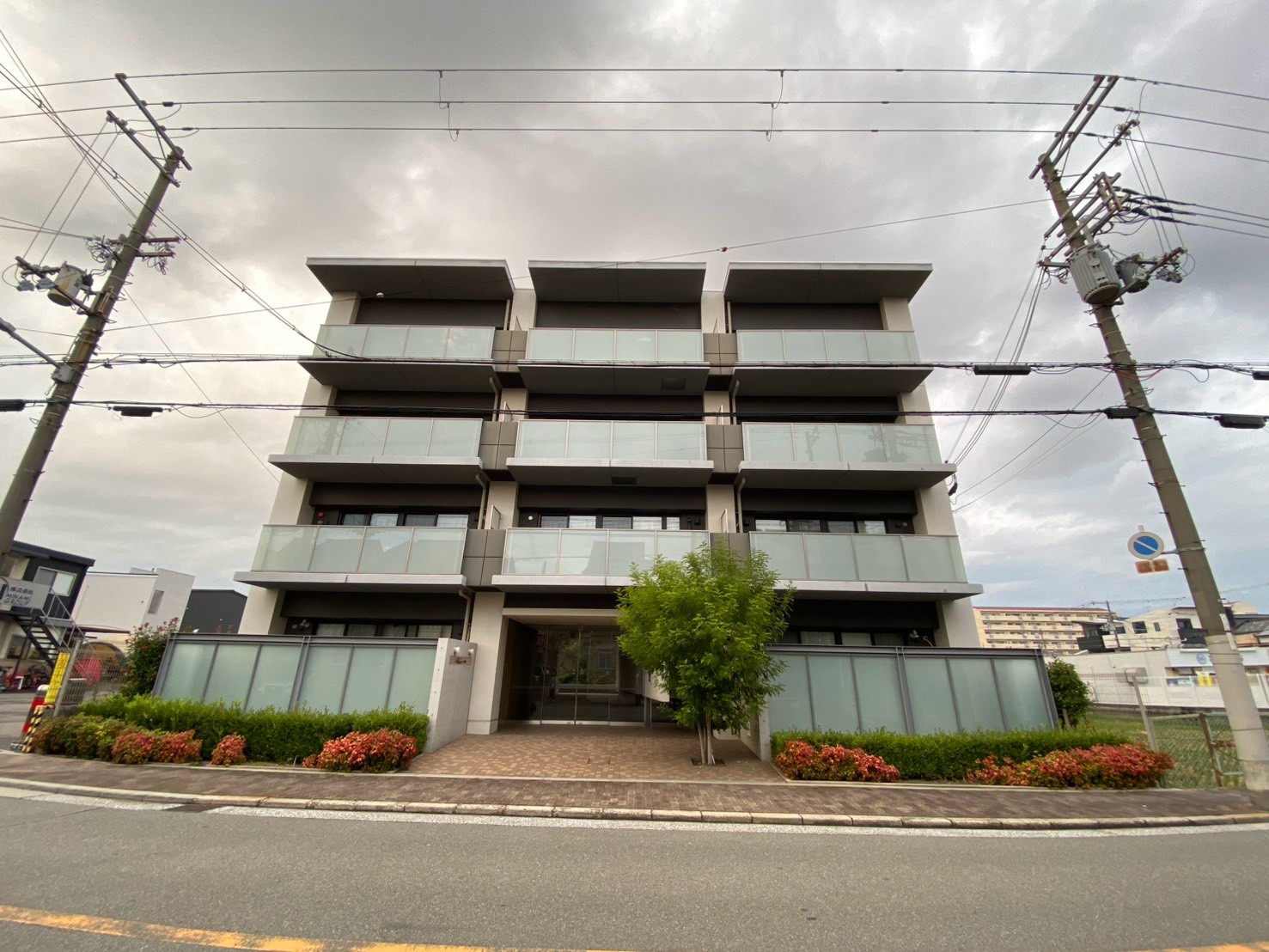 近鉄南大阪線 矢田駅 徒歩7分 築11年