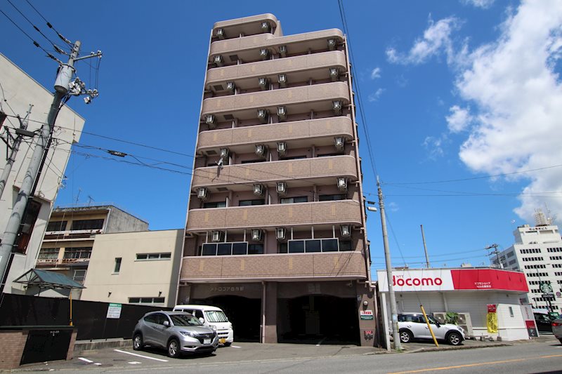 メトロコア西市駅の建物外観