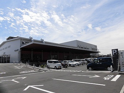 ショッピングセンター　蔦屋書店（ショッピングセンター）まで892m