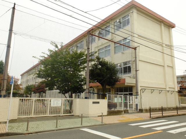 小学校　市立国立第三小学校（小学校）まで1300m