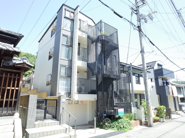 神戸市兵庫区氷室町のマンションの建物外観