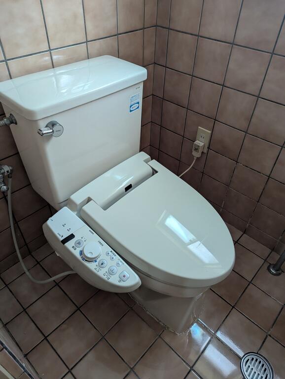 木下町貸家のトイレ写真
