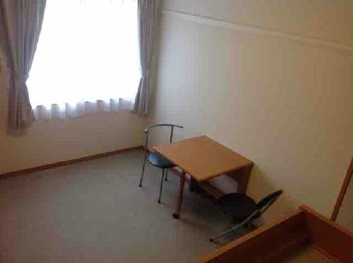 居室・リビング　写真は2Ｆ居室。1Ｆはフローリング。