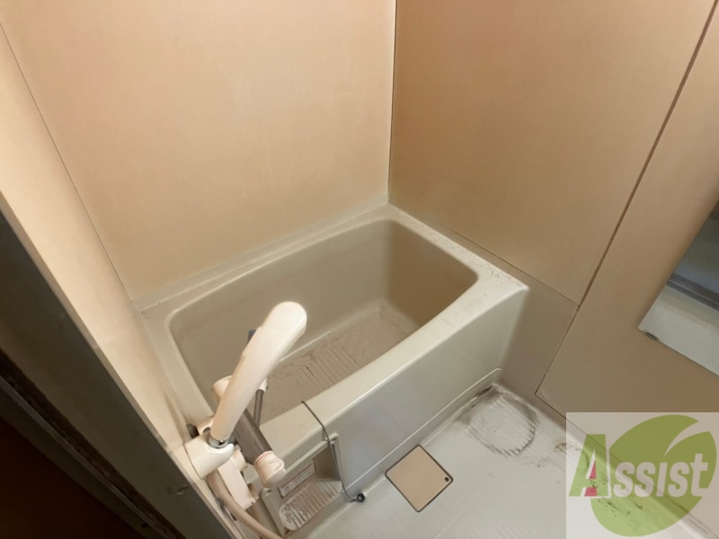 バス・シャワールーム　お風呂です。ゆっくりお風呂につかるのも体に良いですね～