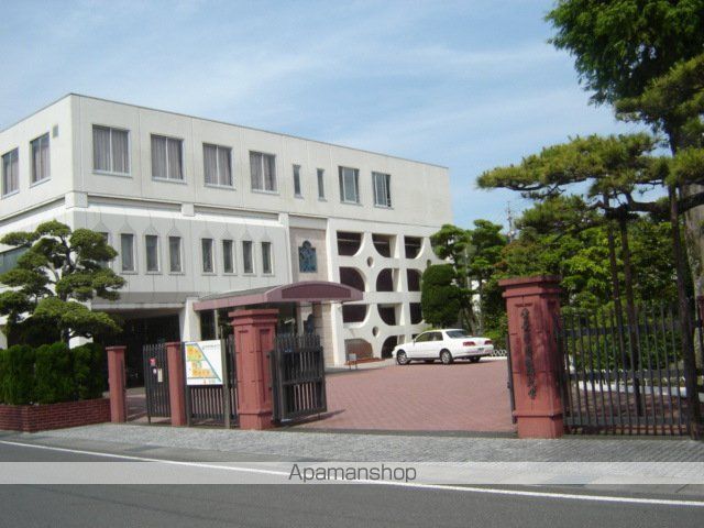 大学・短大　常葉大学短期大学部（大学・短大）まで550m